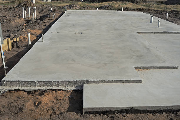 Best Concrete Walkway Installation  in Weaverville, CA